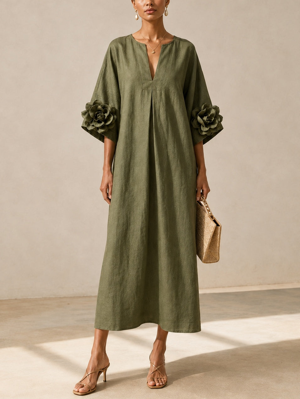 Zaria™ | Flowy Maxi Dress with Rose-Cuff Sleeves